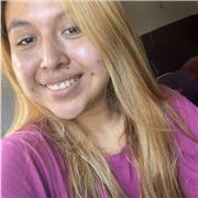 Maestra para niños menores de 10 años